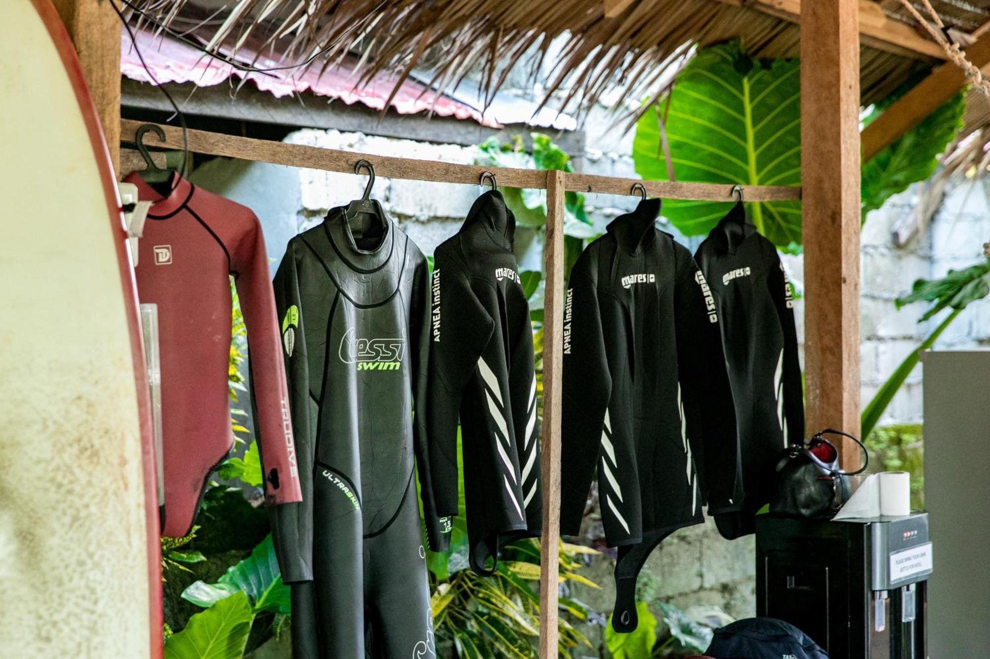 Ozen Freediving Hostel ゼネラル・ルナ エクステリア 写真