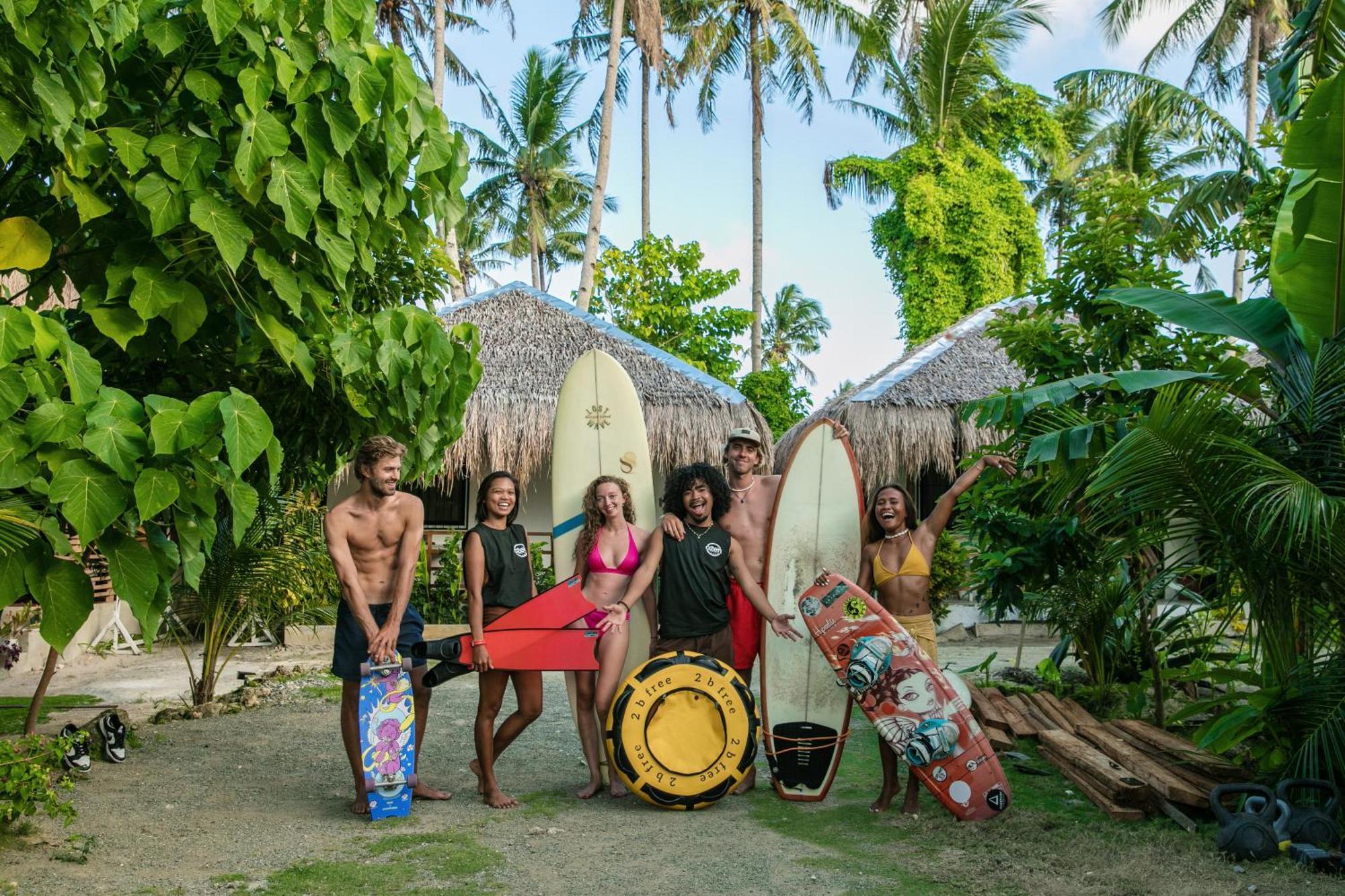 Ozen Freediving Hostel ゼネラル・ルナ エクステリア 写真