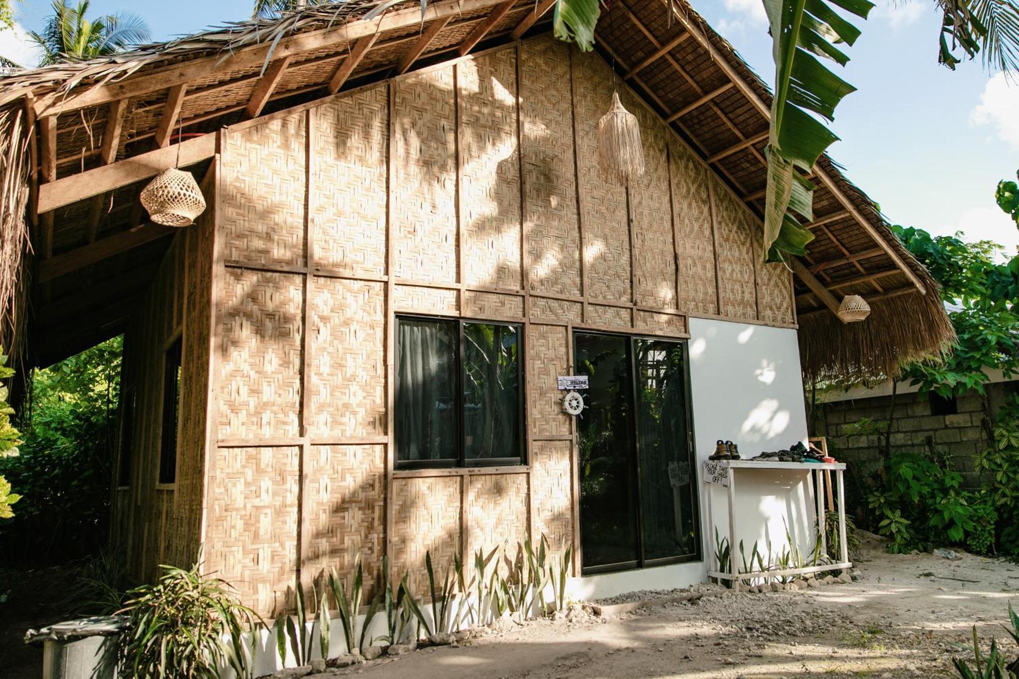 Ozen Freediving Hostel ゼネラル・ルナ エクステリア 写真